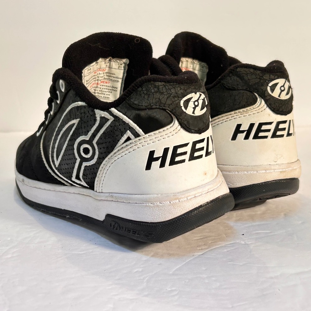 Heelys Propel 2.0 Black White Roller Skate Shoes HE100165 Youth Size 3 Yth/EU 34